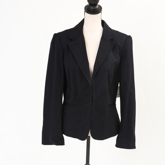 Classic timeless black tailored blazer fall fashion Worthington 14 minimalist - Picture 10 of 14